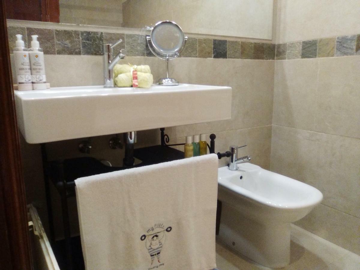 Apartamento Apartamento Junto Al Santiago Bernabeu Con Piscina Madrid Exterior foto